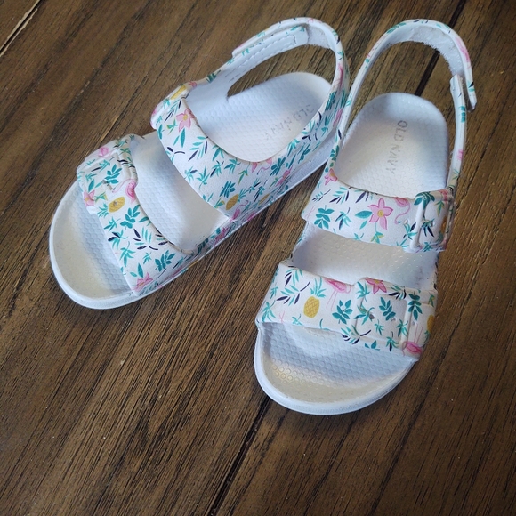 Comfy Toddler sandals - Picture 1 of 2